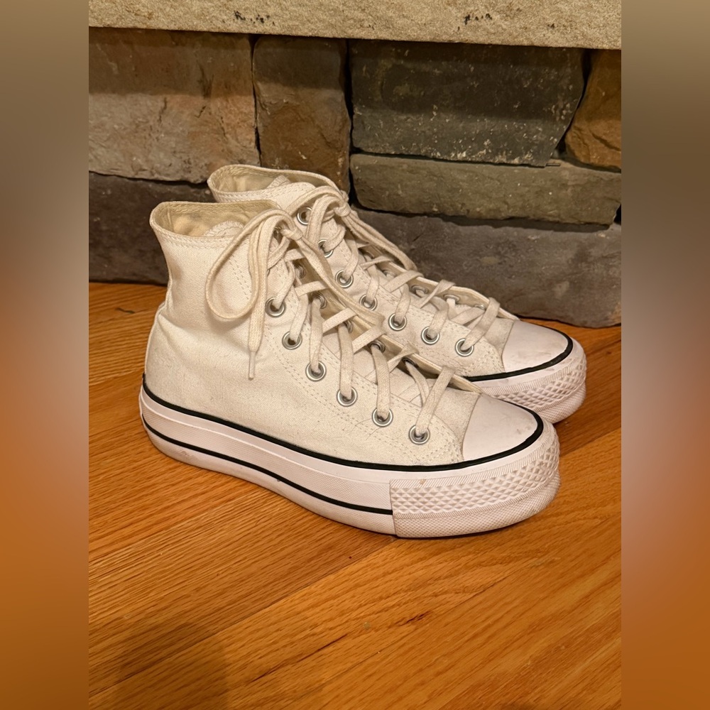 Converse white platform hi top sneakers women’s size 5.5